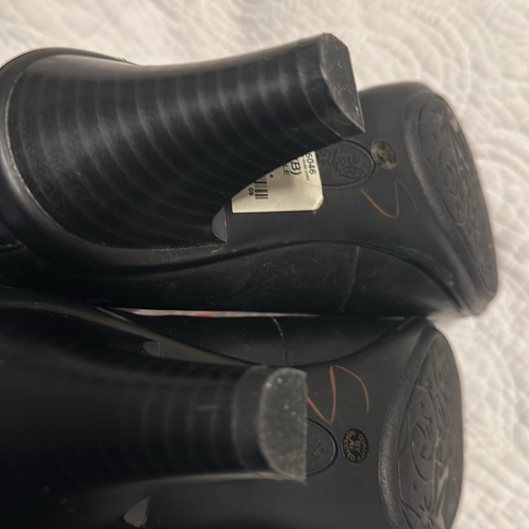 Strictly Comfort peep toe leather shoes Size 8 NWTs - Picture 4 of 9